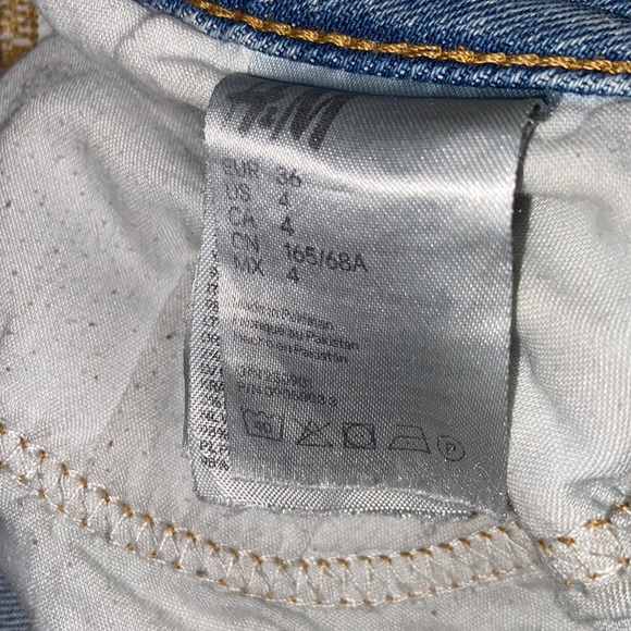H&M Mom Jean - Picture 5 of 5